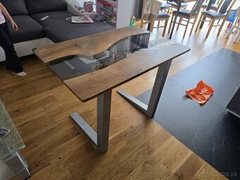 Dreveny stôl - 2