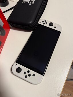 Predám Nintendo switch oled v bielom prevedení Ku konzole je - 2