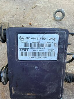 ABS kocka Škoda rapid 6R0 614 517 BD - 2