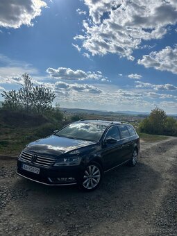 Volkswagen Passat - 2