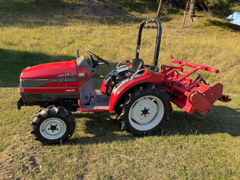 Japonský malotraktor Mitsubishi MT 190 - 2