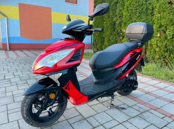 skúter Motorro Longjia Maxi 125 cm³ – rok 2017 - 2