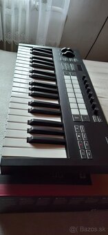Novation Launchkey 37 MK3 - 2