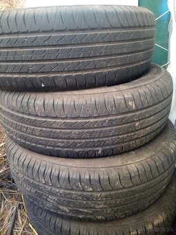 Celoročné 235/70 R16 - 2