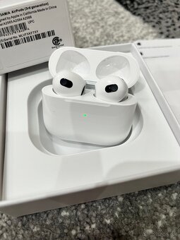 Predám Apple AirPods 3. generácie - 2