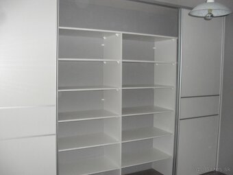 Vstavaná skriňa - 2