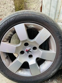 Alu disky na Peugeot s pneu 215/55 r16 - 2