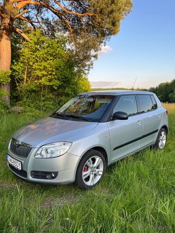 Škoda Fabia 2 Hatchback 1.4 MPi - 2