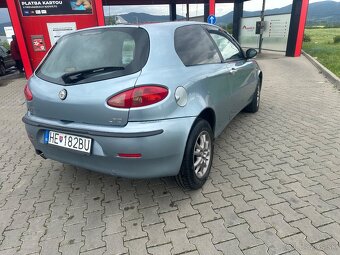 Alfa romeo 147 - 2