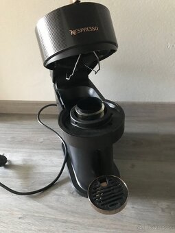 Kávovar nespresso vertuo + napeňovač mlieka - 2