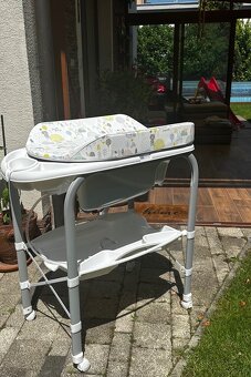 Prebalovaci pult s vanickou - 2