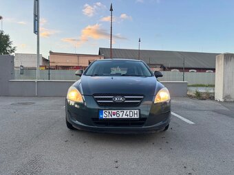 KIA Ceed - 2