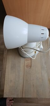 inracervena lampa - 2