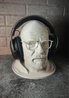 Držiak stojan na slúchadlá - 2