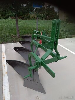 4 rak pluh - 2