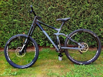 Downhill bicykel Cube Two 15 Race 2020 - 2