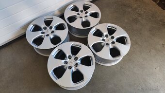 Alu disky 5x114,3 R17 Toyota RAV4 original - nepoužito - 2