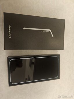 Samsung galaxy S25 - 2