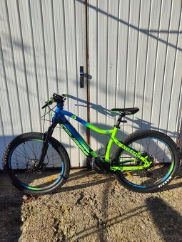 Predám Crussis E-Atland 9.6 - 2