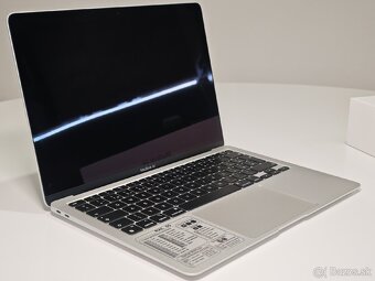 Apple MacBook Air M1 (2020) 8GB SSD 256GB Silver - TOP stav - 2