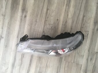 Svetlo Suzuki Vitara III - 2