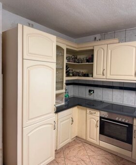 Krásná velká venkovská kuchyně se spotřebiči,5825 - 2