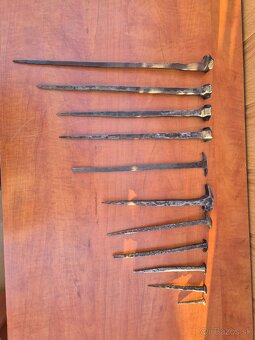 Klince - ručne kované - 2