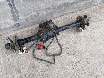 Predám zadnú nápravu na ATV - 2