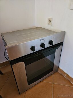 Vstavaná rúra Indesit - 2