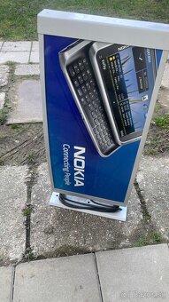 Predam stary svetelny napis nokia - 2
