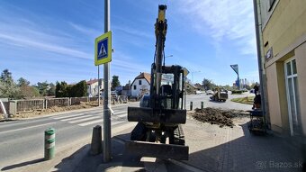 NEW HOLLAND E35B SR - 2
