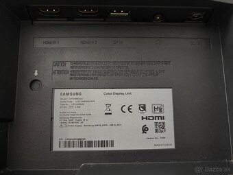 Samsung – 27" QHD, 144 Hz, zaoblený - 2