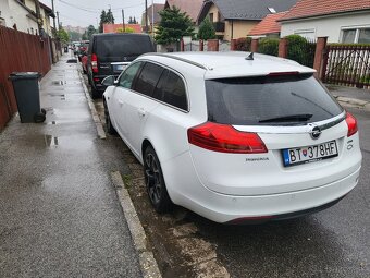 OPEL INSIGNIA SPORT TOURER - 2