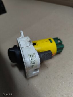 vypinac svetiel 96BB13K196CB FORD MONDEO 20€ - 2