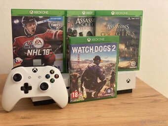 Xbox One S - 2