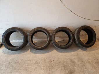Kumho 205/45 R16 - 2
