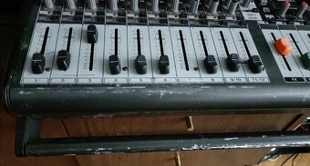Behringer PMP 4000 Power mixpult - 2