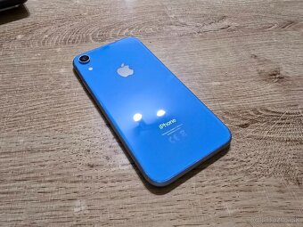 Iphone XR plnefunkcny ma len bezne znamky pouzivania telefon - 2