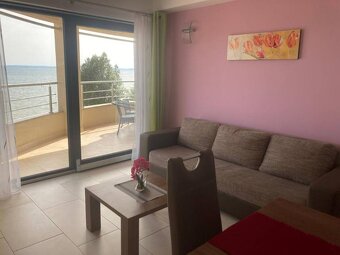 CHORVÁTSKO - Dom s 3 apartmánmi, 1. rad od mora - PRIVLAKA, - 2