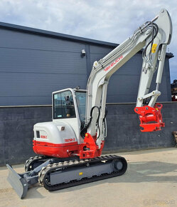 TAKEUCHI TB250-2 DIESEL - 2