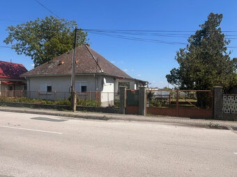 Rodinný dom na úžasnom pozemku. - 2