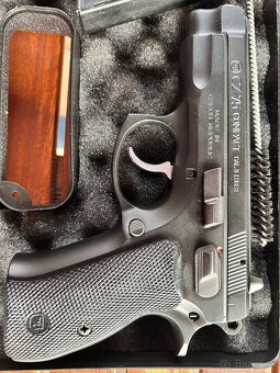 ČZ 75 compact - 2