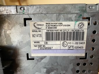 Originálne 2DIN autorádio Fiat – SN M214705 - 2