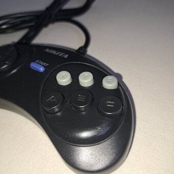 Joypad pre 8/16bit pocitace - 2