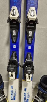 Detské zjazdové lyže značky Salomon komplet - 2