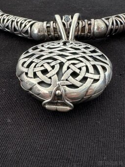 Strieborný náhrdelník s otváracím medailónom, zákaz. výroba - 2