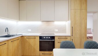 NOVOSTAVBA v CENTRE 3 izb.byt s veľkou terasou 127m2 - 2