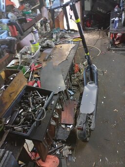 elektrická kolobežka - 2