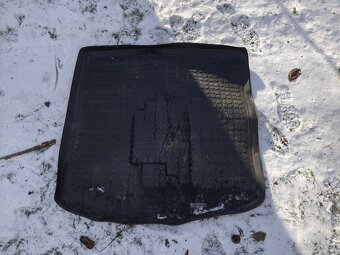 Gumené vaničky do kufra - 2