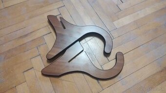 Stojan na ukulele - 2